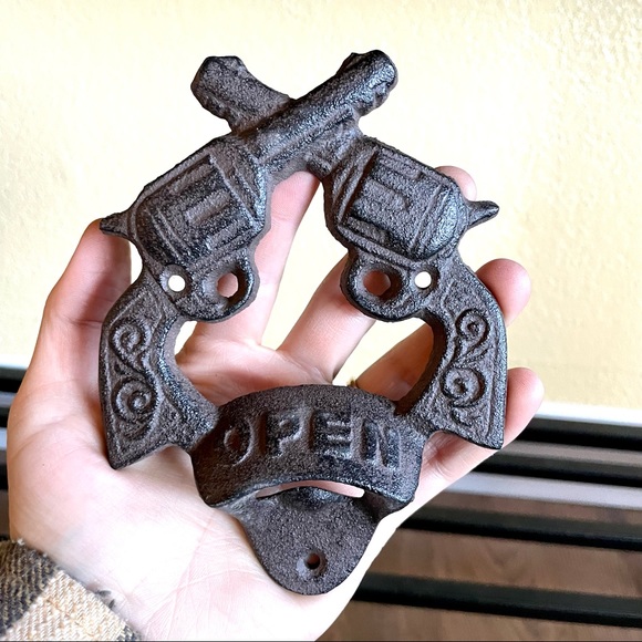 NEW Cast Iron Double Pistol Bottle Opener - Picture 2 of 3